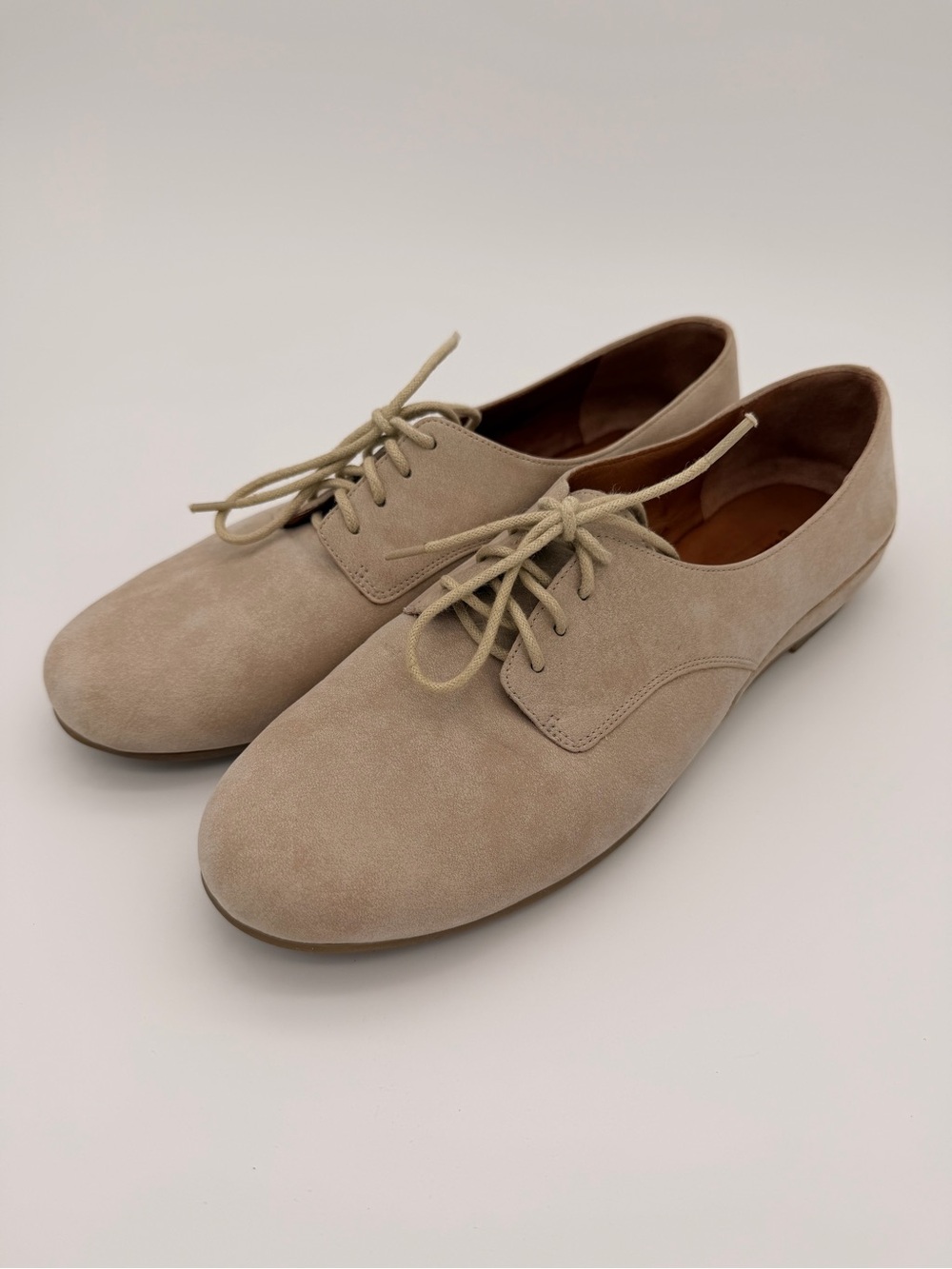 Women’s Gentle Souls Sure Bet Suede Lace-Up Oxford Shoes in Beige 9M
